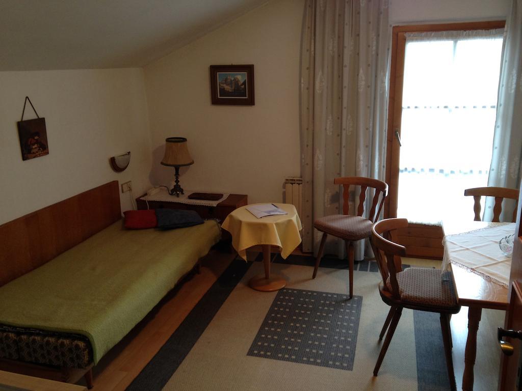 Bichlhof Apartment Ramsau im Zillertal Ruang foto